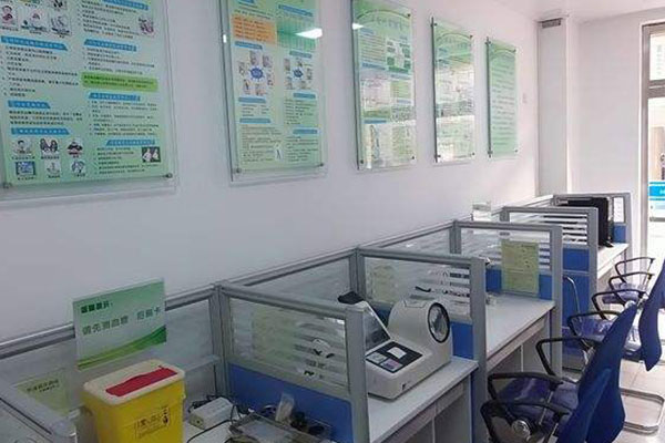 ����С��