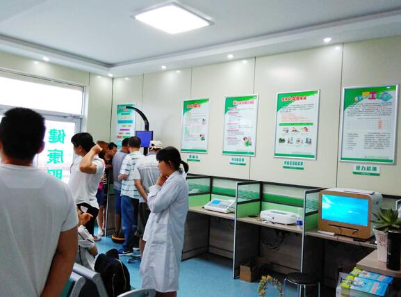 ����С�ݿɸ����t�����h�ڻ��߶��M���A�s��̖